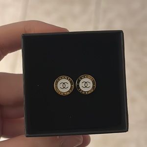 Cute CC Earrings!
